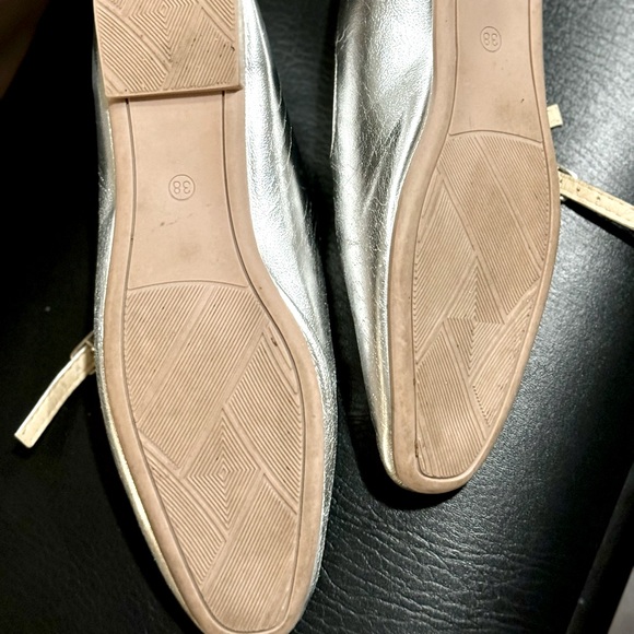 Silver Ballet Flats Double Strap Mary Jane Tuggle Strap 6.5 - Picture 4 of 8